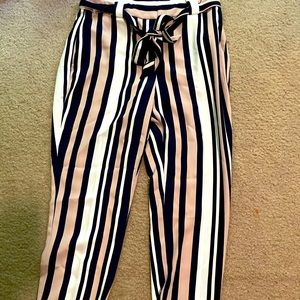 Women’s pants Ankle High Rise